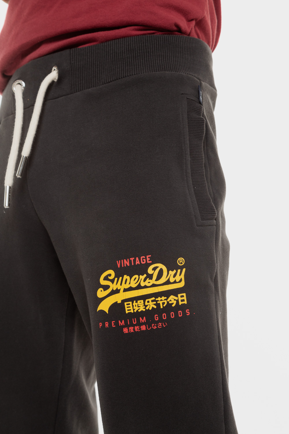 Classic Vintage Logo Heritage Joggers - Superdry